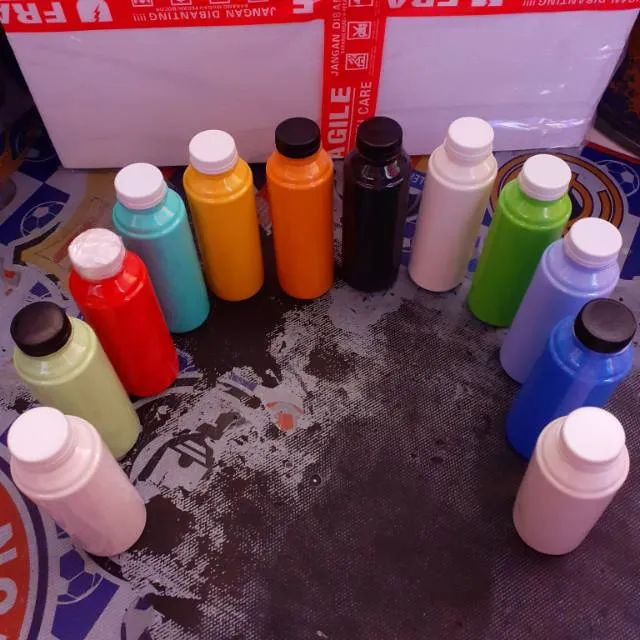Cat Khusus Styrofoam Gabus Isi 250 ml Cat Air Cat Lukis Cat Acrylic
