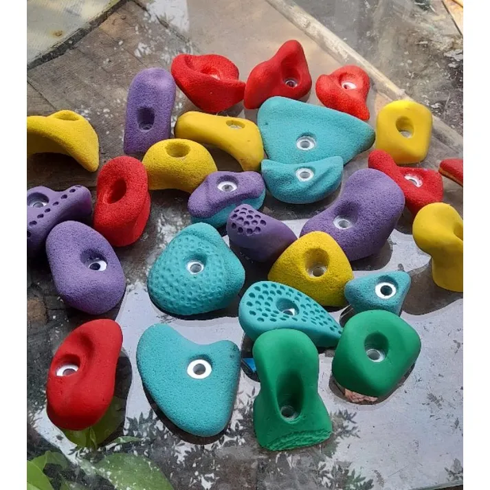 Paket climbing hold + dynabolt isi 12 pcs