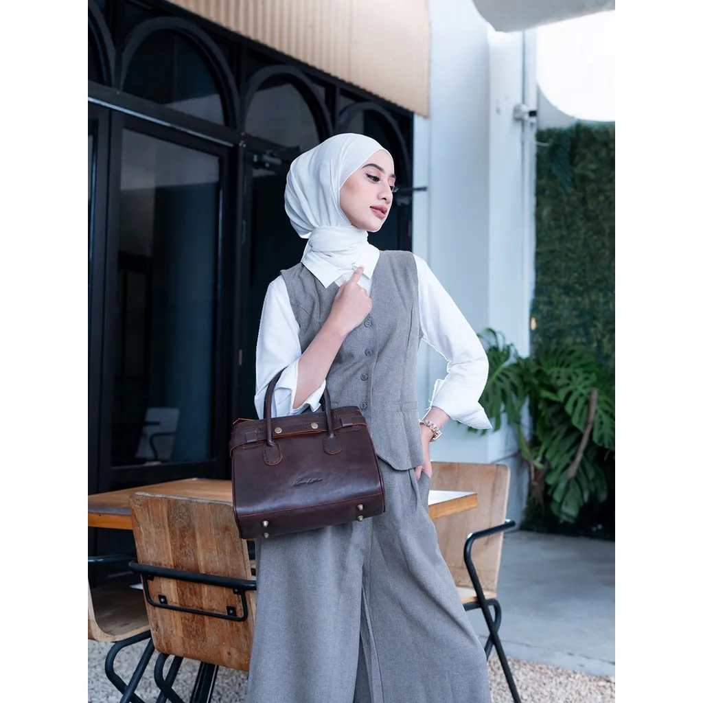 Kenes Leather Tas Selempang Wanita Sling Bag & Hand Bag Kulit Asli ZOLA Nabati - Free Gravir Nama
