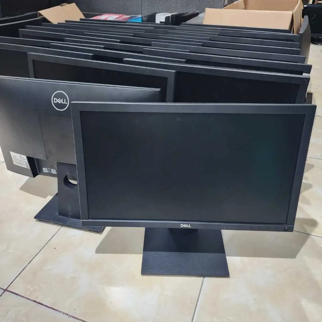 Monitor LED 20 Inch DELL E2020 – HD Display, Bezelless Elegan, Kondisi Mulus (Bekas)
