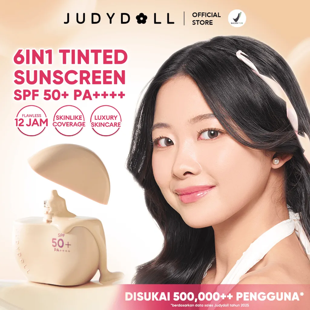 (BEST SELLER) Judydoll Tinted Sunscreen SPF 50+ PA++++ - 40ml (6 in 1 Sunscreen Skintint, Moisturizer, Primer, Tone up, Foundation, Concealer cocok untuk Padel, Tennis, Pilates, Lari hasil Medium-High Coverage, Natural, Skinlike waterproof, Tahan Lama 24