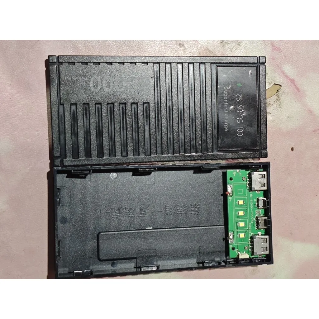 Casing dan mesin powerbank