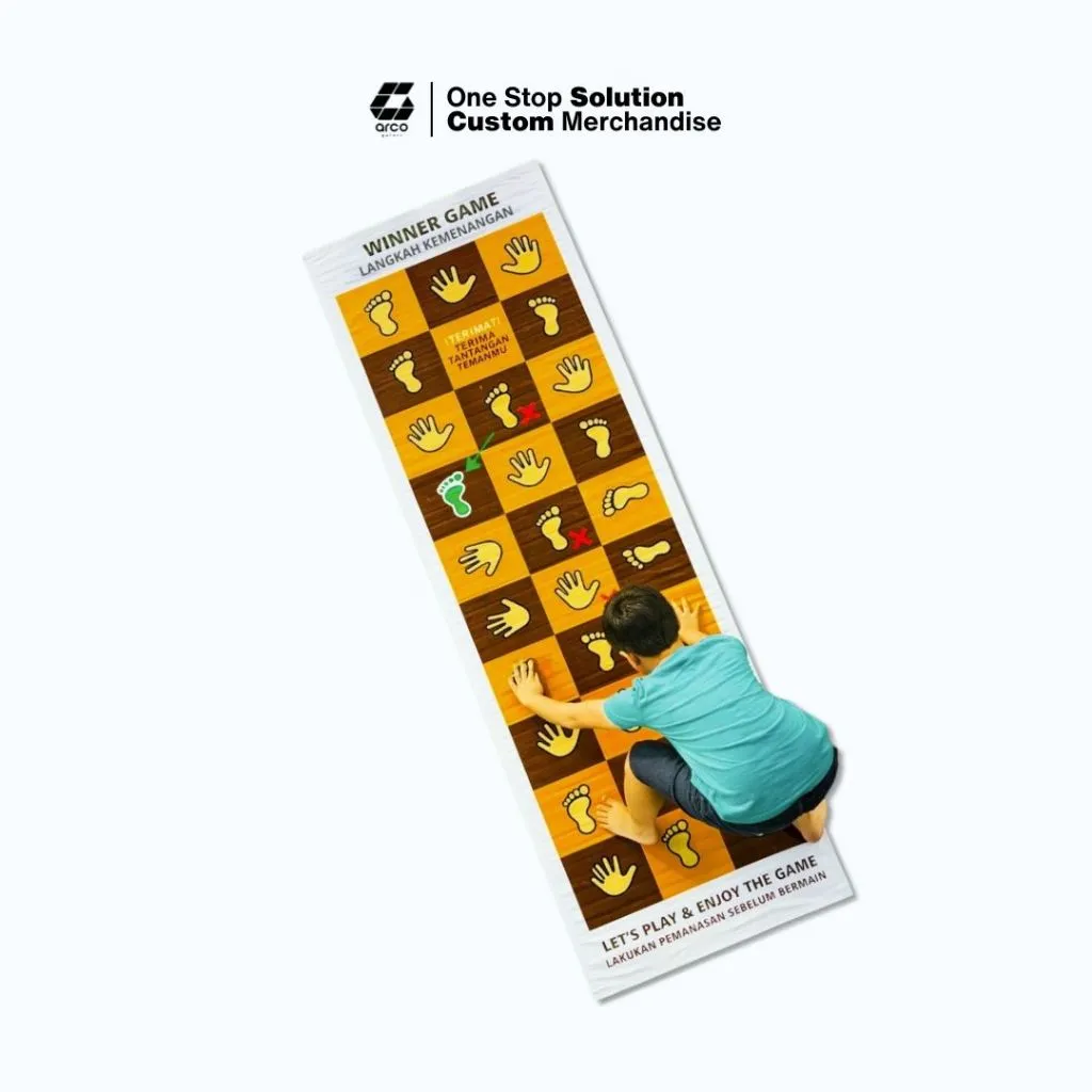 PAPAN PERMAINAN RAKSASA TELAPAK KAKI DAN TANGAN