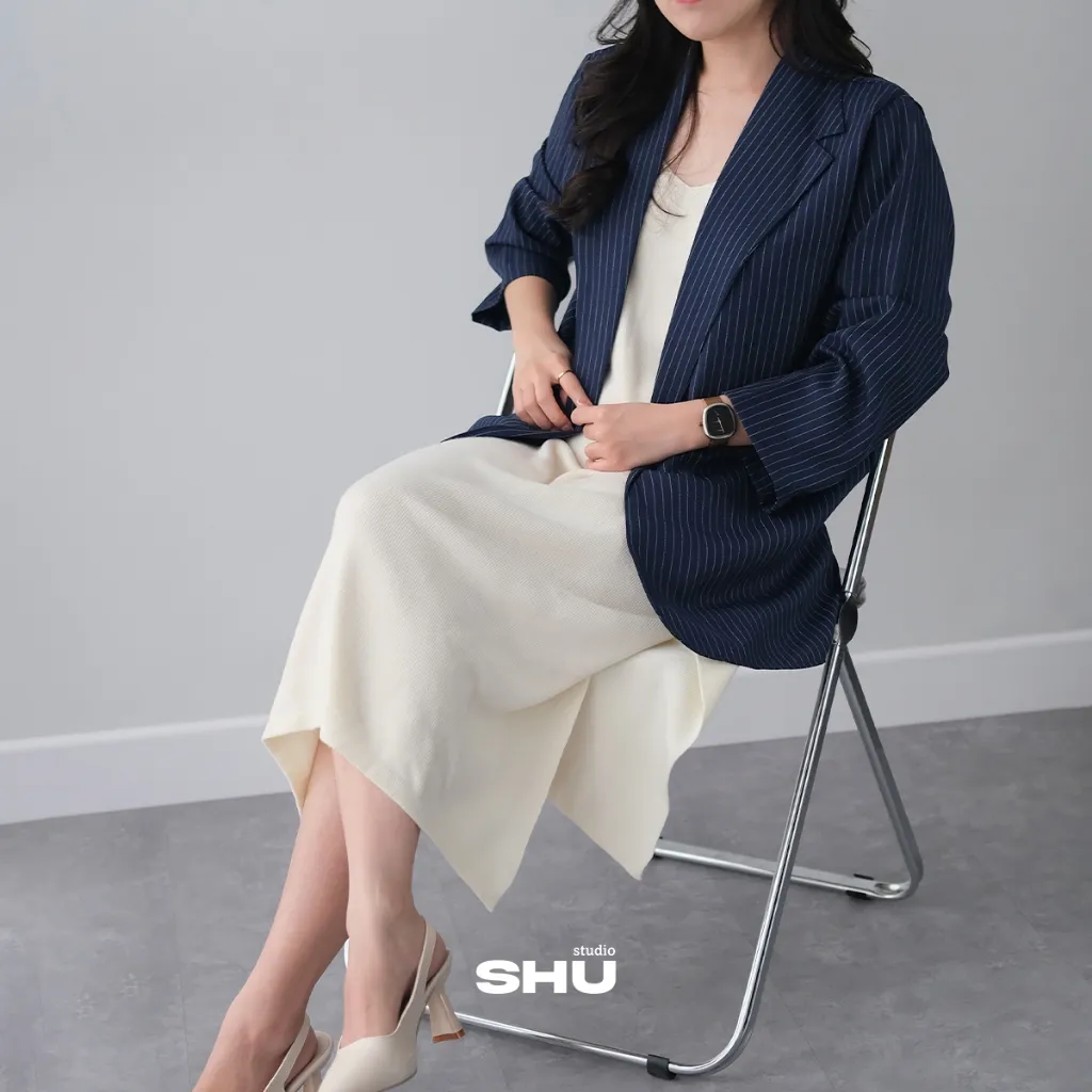 Shustudio - Tasha Blazer | Atasan Wanita | Blazer Salur Formal