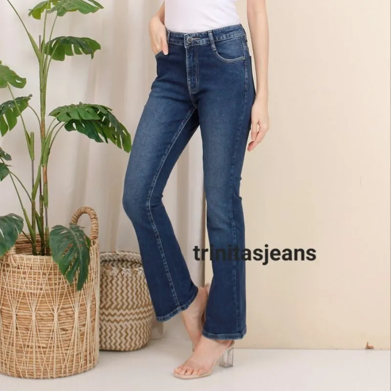 TRINITAS Bootcut soft jeans stret wanita DIVVITA highrise  / cutbray manis like import / highwaist