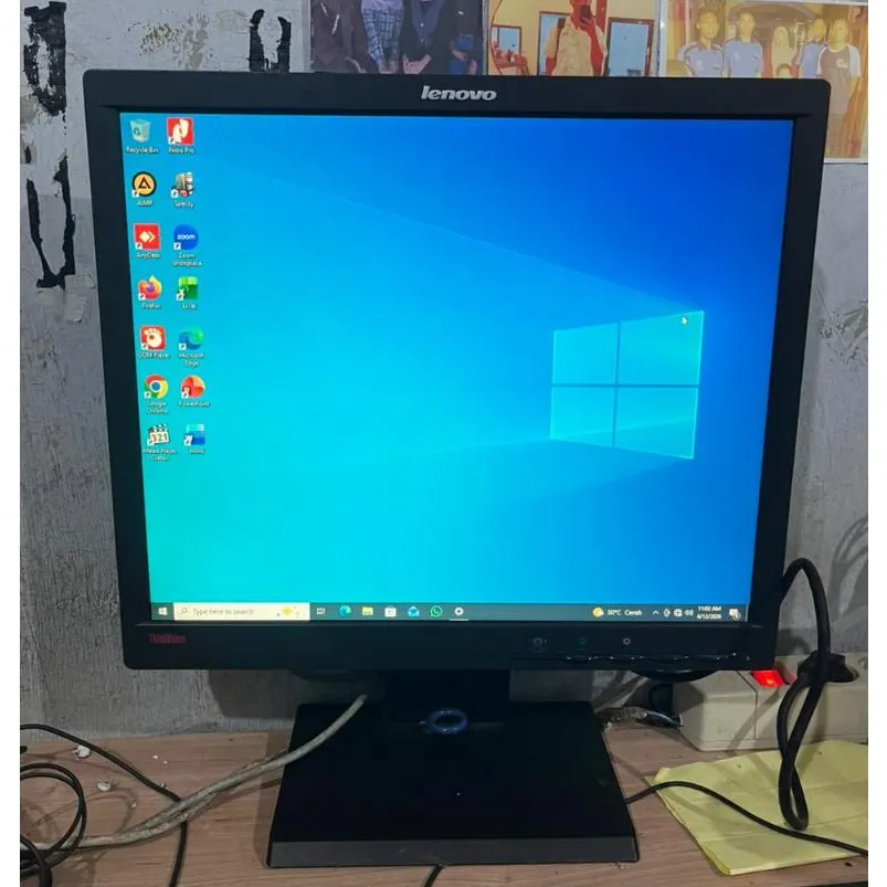 Monitor LCD 17 inch Acer I HP I Iodata I Mitsubishi Murah Bergaransi - LCD 17 Square / Kotak buil up merk random