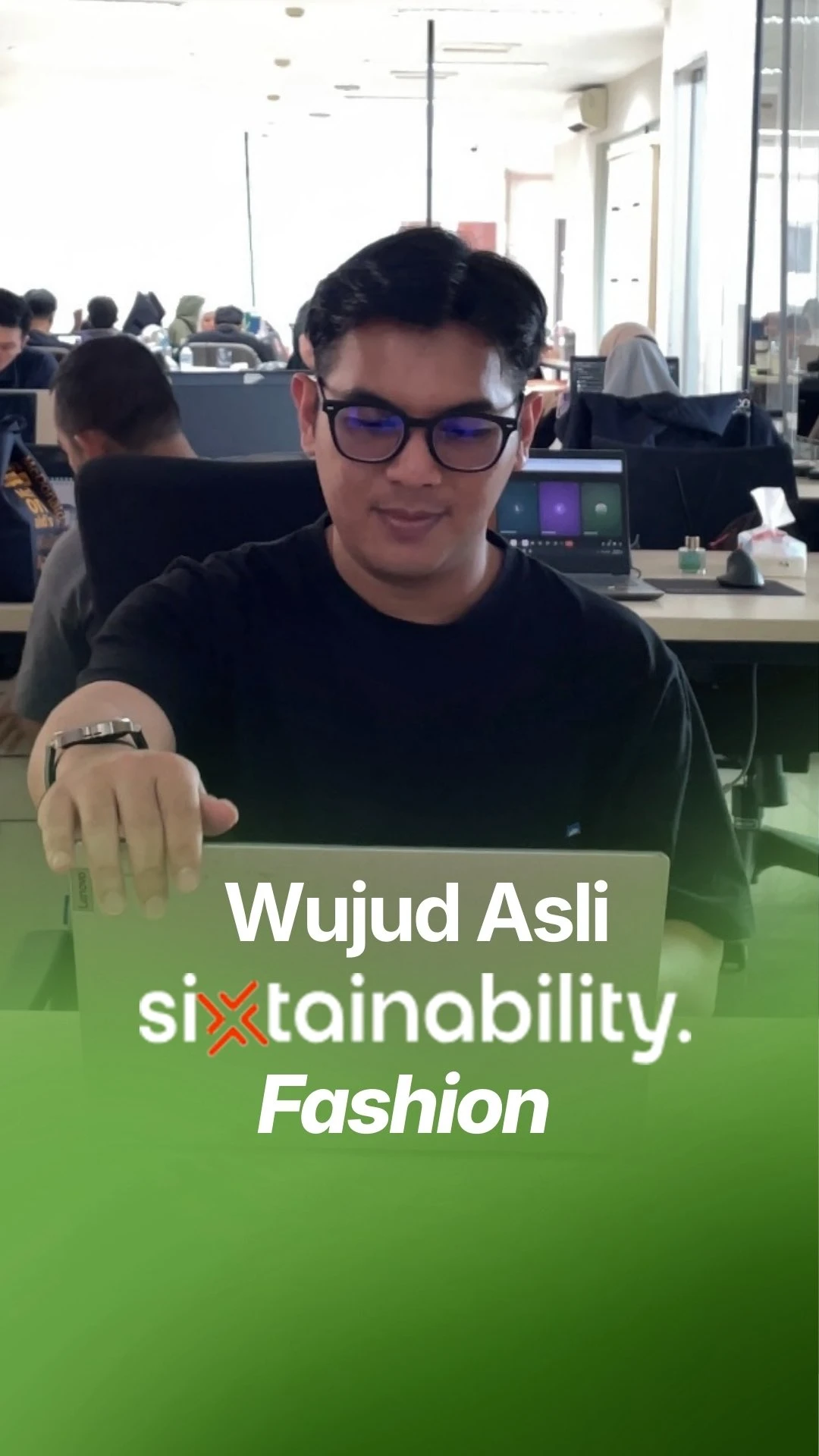 Kalau ketemu orang yang bajunya itu-itu terus jangan di-judge ya!~ Bisa jadi, dia lagi ikutan tren sustainable fashion