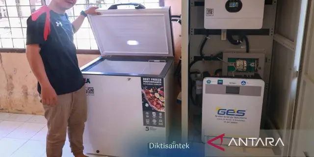 Mahasiswa Polmed Ciptakan Kulkas Tenaga Surya untuk Ketahanan Pangan Pascabencana Aceh Tamiang