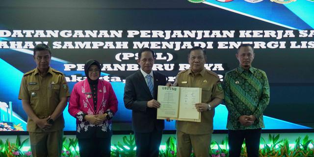 Menteri LH Percepat Penanganan Sampah Nasional, PSEL Pekanbaru Raya Segera Dibangun