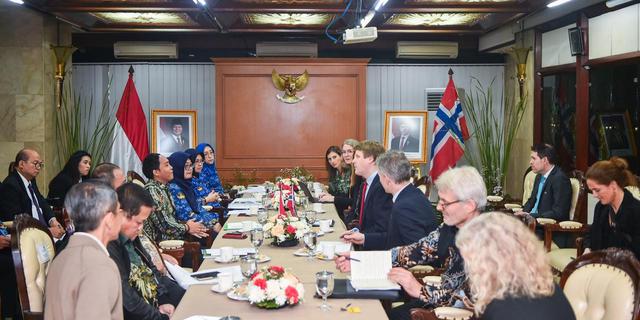 Kemenhut RI Gandeng Norwegia Luncurkan Layanan Dana Masyarakat untuk Lingkungan