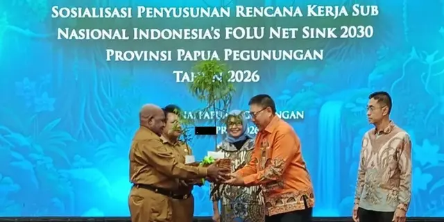 Kemenhut Ajak Papua Pegunungan Jaga Hutan Lewat Penanaman Pohon