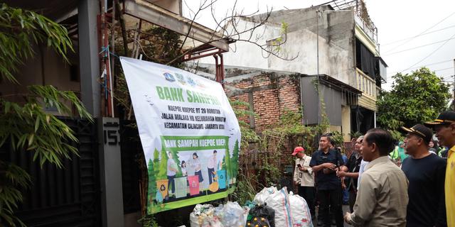 Rorotan jadi Percontohan, Menteri LH: Asal Warga Mau Pilah Sampah, Beban TPA Pasti Turun