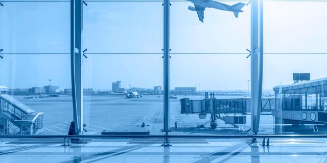 Terbang Lebih Hijau, Bagaimana Sustainable Aviation Fuel Mengubah Wajah Pengiriman Internasional