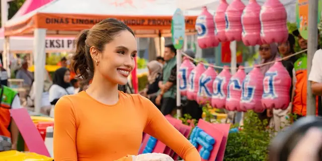 Rayakan HUT Jakarta ke-499 dengan Pilah Sampah, Aksi Cinta Laura Ingatkan Pentingnya Kebiasaan Sederhana yang Berdampak Besar