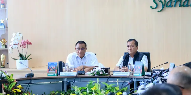 Menteri LH Jumhur Hidayat Ajak NTB Benahi Persoalan Lingkungan