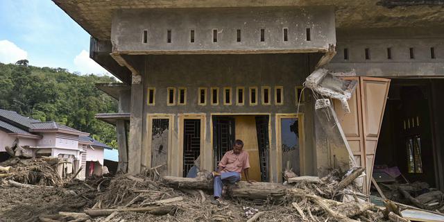 Kemenhut Kebut Bersihkan Sisa Kayu Bencana di Aceh, Sumut, dan Sumbar