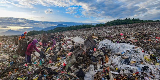Mikroplastik Menyebar di Berbagai Perairan Dunia hingga Wilayah Kutub