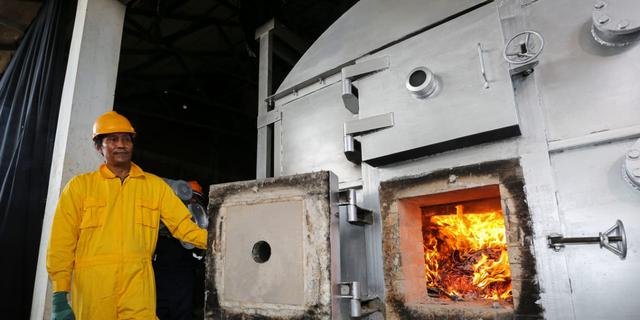 Jelang Hari Lingkungan Hidup Nasional, Mahasiswa IPB University Luncurkan Insinerator Minim Asap