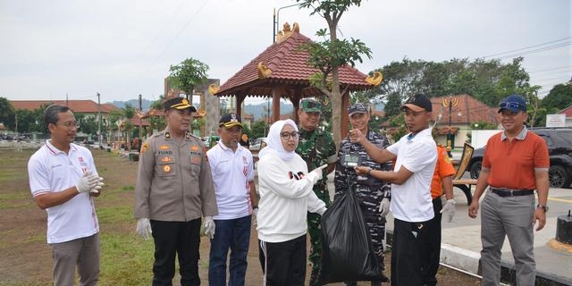 25.000 Warga Kabupaten Cilacap Peringati HPSN 2026 dengan Aksi Bersih Sampah Jateng