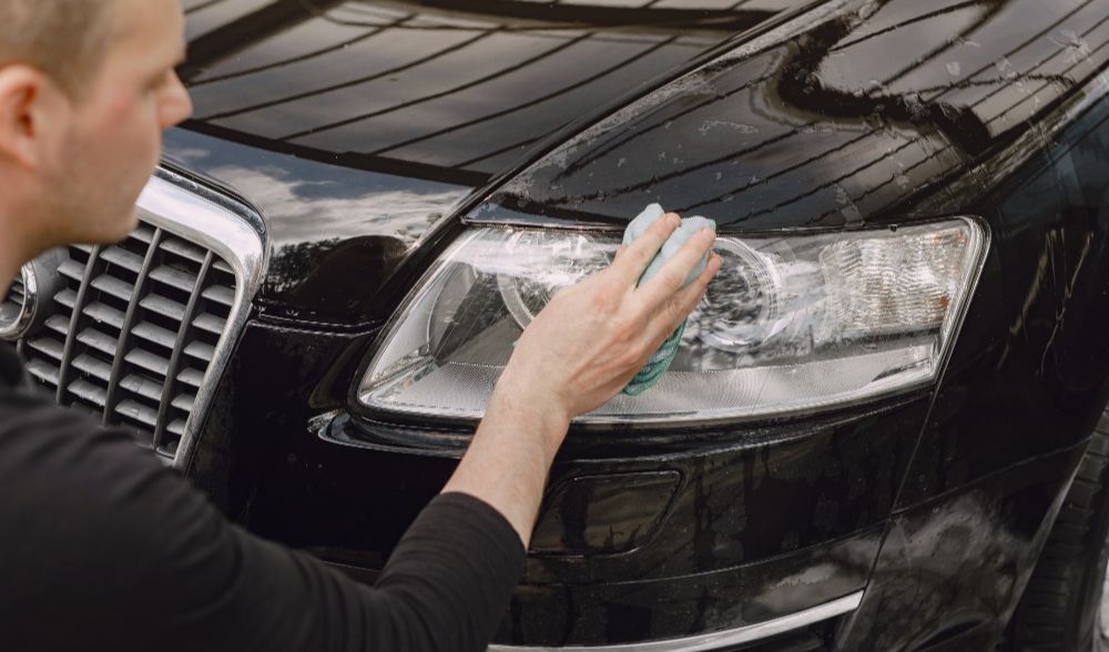 How to Clean Headlights of Your Car With 3 Simple Methods trstdly