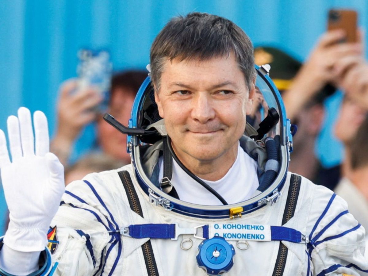 This Cosmonaut Breaks the World Record For Most Time In Space