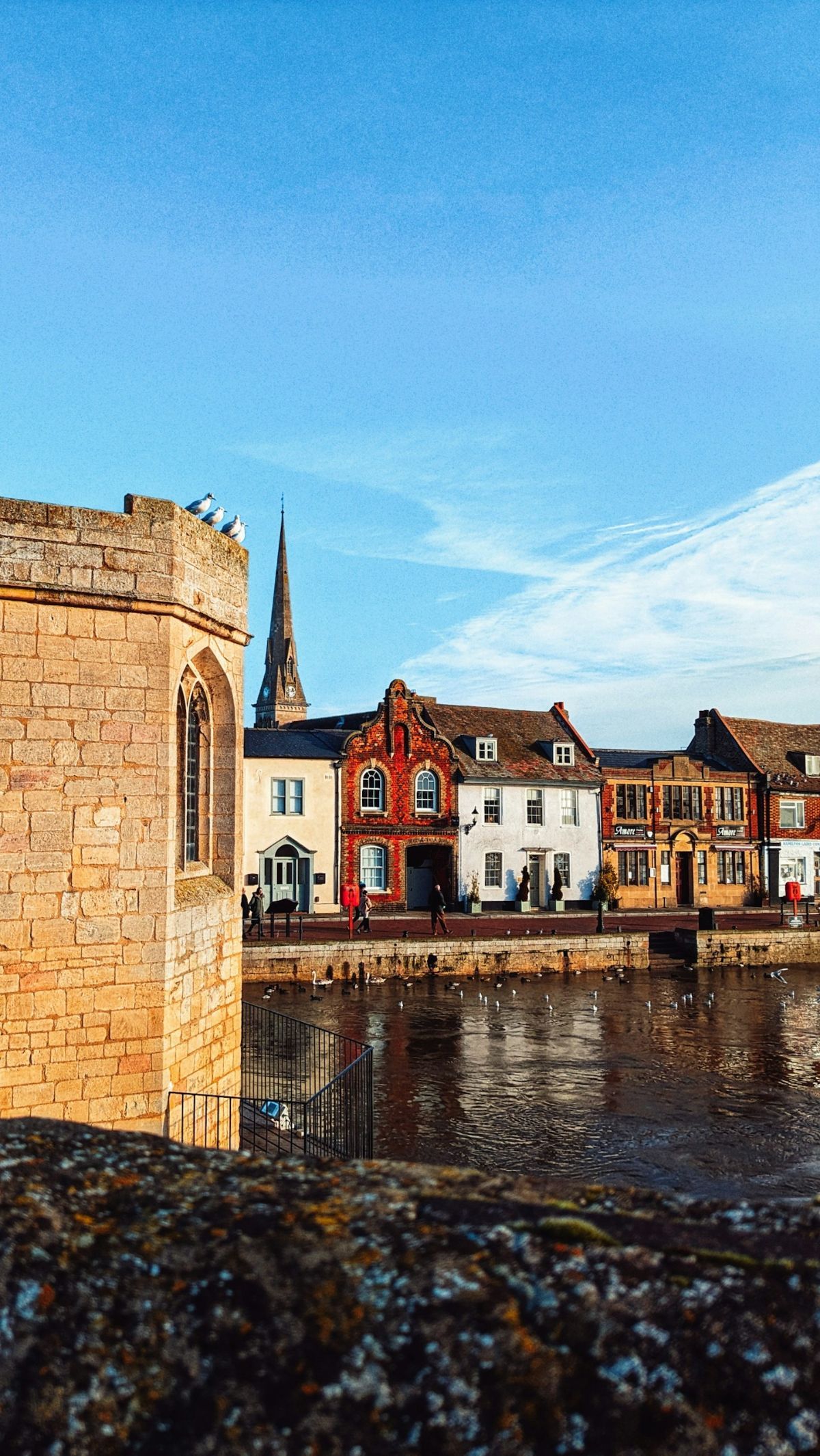 7 Best Places to Live in Cambridgeshire, England, to Bring Your Family