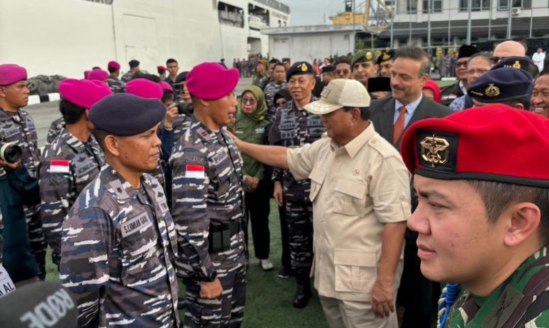 Ini Jajaran Prajurit Terbaik Marinir TNI AL, Salaman Sama Menhan, Siap ...