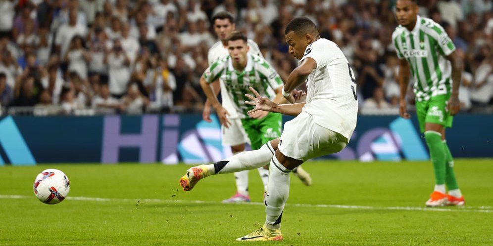 Skor pertandingan antara Real Madrid dan Real Betis berakhir dengan 2-0.