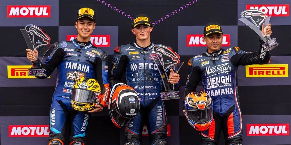 Aldi Satya Mahendra dan Galang Hendra Pratama naik podium bersama di WorldSSP300, bukti bahwa Indonesia mampu jadi juara!