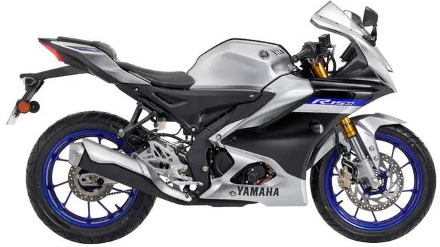 Makin Gahar, Ini Fitur-Fitur Terbaru Yamaha R15M dengan Pola Serat Karbon