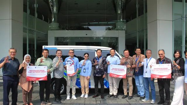 Daihatsu Gran Max jadi Mobil Perpustakaan untuk Warga Karawang