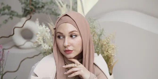 6 Tips Makeup yang Ramah untuk Wudhu, Tetap Menawan Tanpa Menghalangi Ibadah