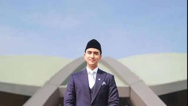 Usai Dilantik Jadi Anggota DPR RI, Verrell Bramasta Ngode Ingin Nikah, Netizen Kembali Jodohkan Dengan Natasha Wilona