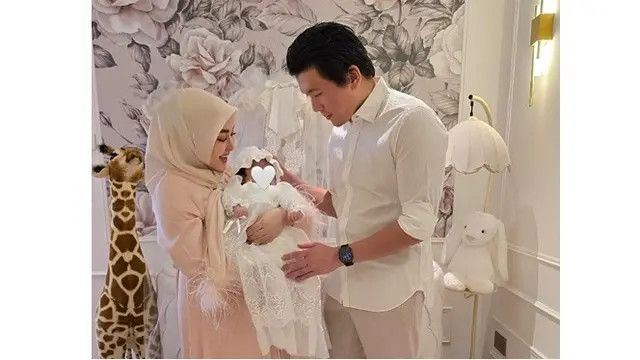 Syahrini Akui Setiap Hari Belajar Demi Jadi Ibu Terbaik untuk Princess R