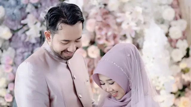 Cantik Berhijab, Momen Kiky Saputri Gelar Pengajian 4 Bulan Kehamilannya