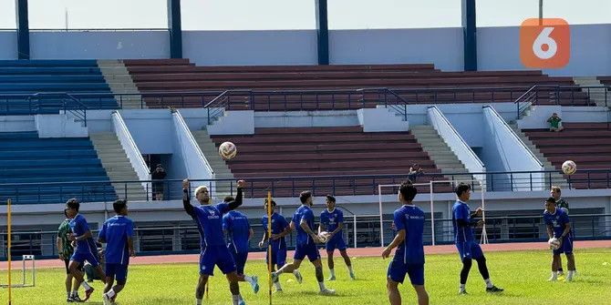 Persib Sudah Kembali Memulai Latihan Setelah Pulang dari China, Tim Pelatih Bicara Begini soal Sanksi buat Kakang