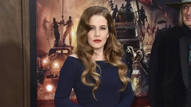 Lisa Marie Presley 2 Bulan Simpan Jenazah Putranya dalam Dry Ice, Demi Siapkan Hati untuk Berpisah