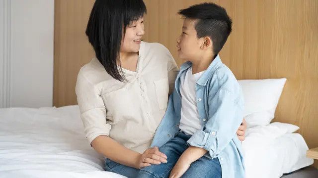 5 Tips untuk Memperkuat Hubungan Emosional dengan Anak agar Lebih Terbuka dengan Orangtua