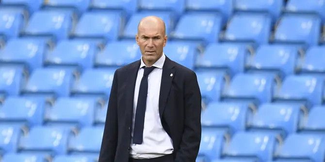 Ini Bukti Zinedine Zidane Masih jadi Kandidat Pengganti Erik ten Hag di MU