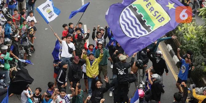 Persib Minta Bobotoh dan Bonek Surabaya Tidak Paksakan Diri Datang ke Stadion Si Jalak Harupat