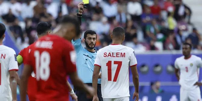 Wasit Ahmed Al-Kaf Masih Dihujat Netizen, Beda dengan yang Memimpin Laga China Vs Indonesia Banyak Diapresiasi