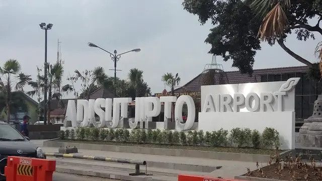 Ini Penerbangan Pertama di Indonesia