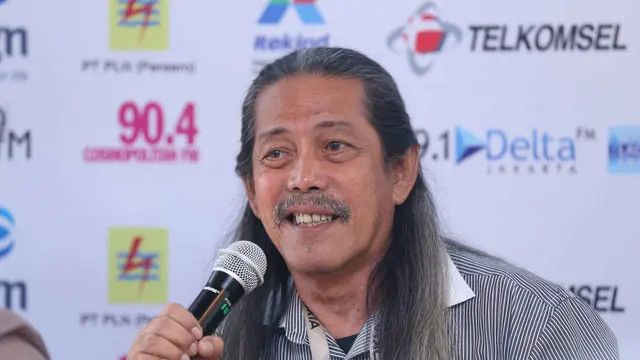 Kondisi Terkini Acil Bimbo Usai Dilarikan ke Rumah Sakit Akibat Jatuh di Teras Rumah