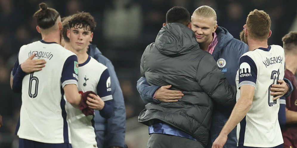 Ini Momen Pep Guardiola dan Pemain Manchester City Tertawa Lepas Meski Kalah dari Tottenham, Videonya Viral!