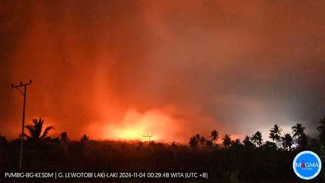 Gunung Lewotobi Laki-Laki Berstatus Waspada