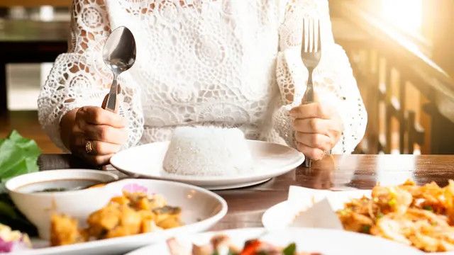 Cara Menambah Berat Badan Efektif dengan Pola Makan Teratur, Solusi Makanan Sehat dan Bernutrisi