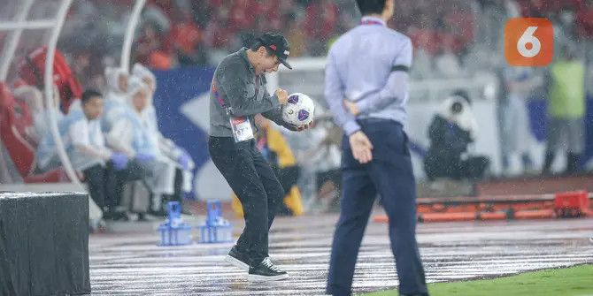 Kata Shin Tae-yong usai Timnas Indonesia Dibantai Jepang 4-0, Peluang Lolos ke Piala Dunia 2026 Kian Mengecil