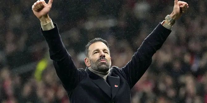 Ruud van Nistelrooy Tulis Pesan Menyentuh di Momen Perpisahan: MU Akan Selalu Memiliki Tempat Istimewa di Hati Saya