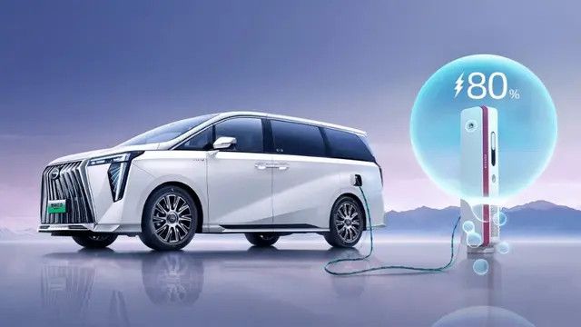 Ini MPV PHEV dengan Pengisian Daya Baterai Tercepat