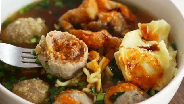 Nikmat Disantap di Musim Hujan, 4 Resep Bakso Mercon yang Pedasnya Menggigit